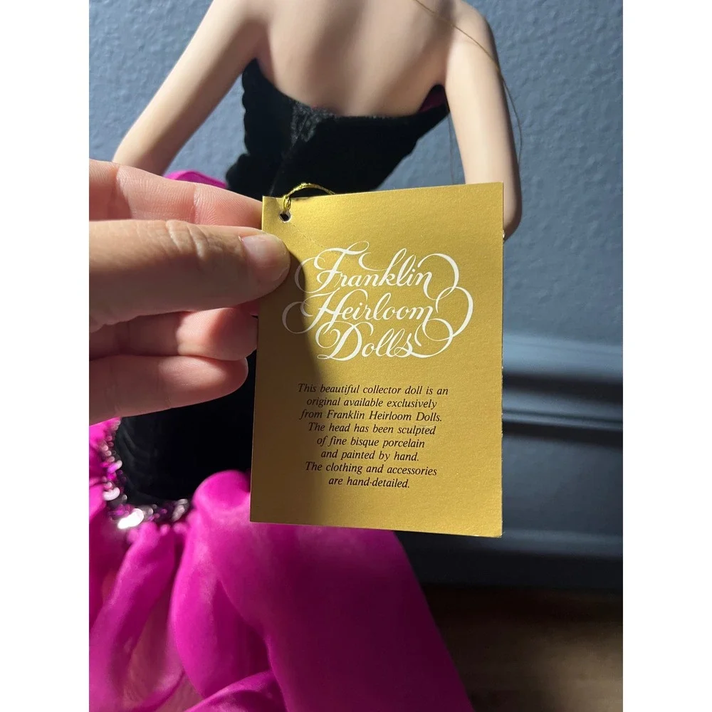 Franklin Heirloom Dolls Collector‎ Doll Elegant Black Pink Gown